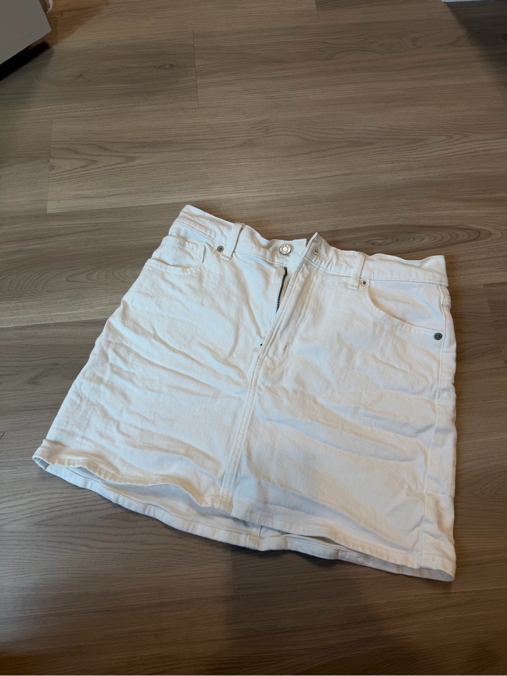 GAP White Denim Mini Skirt with Front Zip